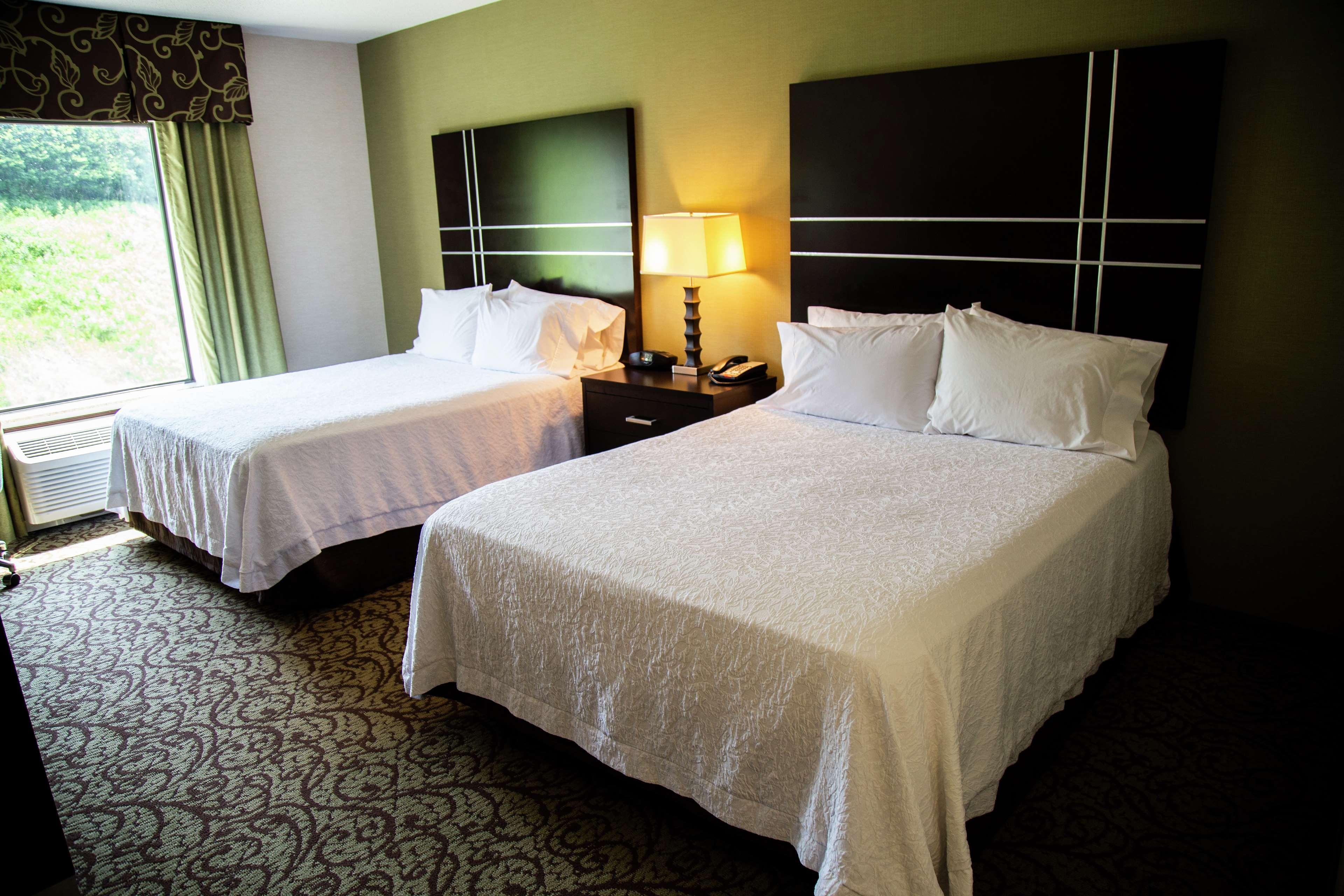 Hampton Inn & Suites Sharon West Middlesex Buitenkant foto